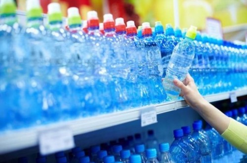 Simak, Tips Aman Konsumsi Air Minum Kemasan