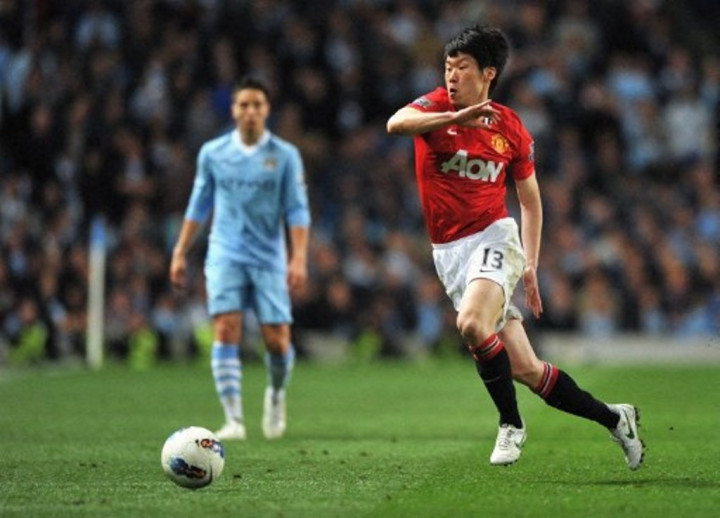 Park Ji-sung Desak Fan Setan Merah Berhenti Lagu Rasial