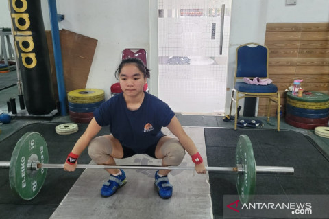 Dua Lifter Indonesia Tampil di Kejuaraan Dunia Angkat Besi Remaja