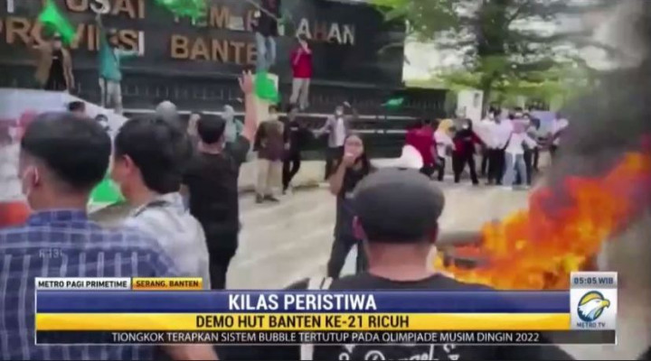 HUT Ke-21 Banten Dimeriahkan Mahasiswa dengan Demo Rusuh