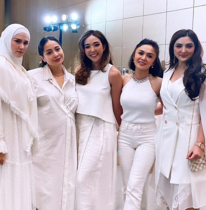 Yuni Shara Bertemu Nagita Slavina, Netizen Heboh