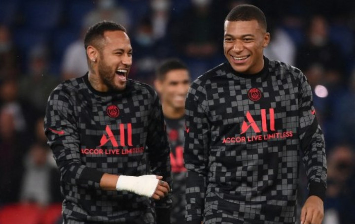 Whatsapp dan Instagram Sempat <i>Down</i>, Bos Facebook Jadi Bahan Lelucon Neymar