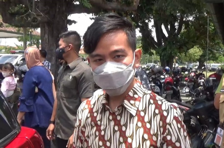 Gibran Larang Balita Masuk Mal di Solo