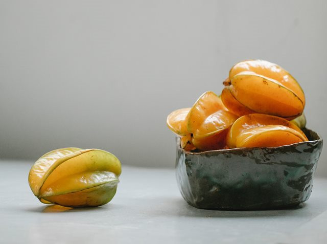 3 Buah yang Diaggap Kurang Sehat