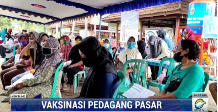 Pedagang Pasar Tradisional di Pacitan Divaksinasi: Akhirnya Lega