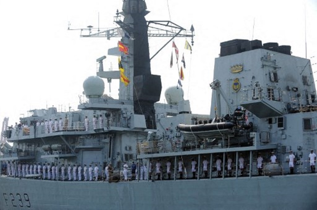 Kapal HMS Richmond saat berada di Tanjung Priok, Jakarta, 22 Mei 2011. (ADEK BERRY / AFP)