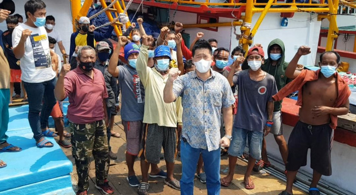 Nelayan Muara Baru Kembali Beroperasi