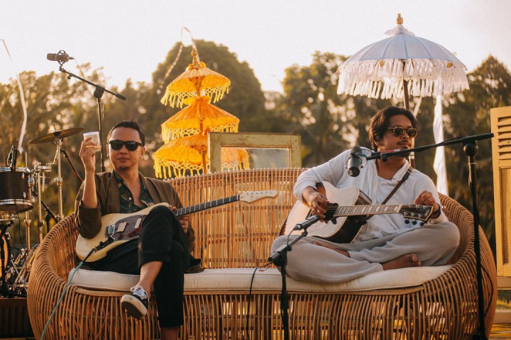 Iga Massardi dan Petra Sihombing Kolaborasi Bareng Navicula