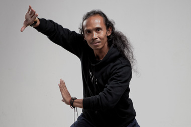 Yayan Ruhian jadi Dukun di Film Terbaru, Adu Akting dengan Pemeran Badut 