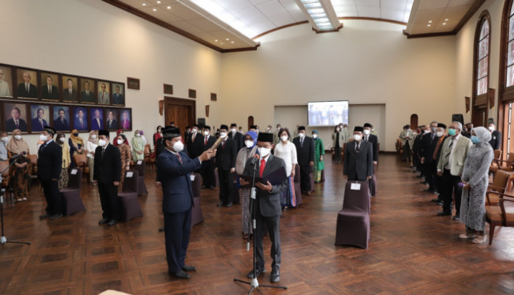 19 Dekan UGM Tancap Gas Siapkan PTM Terkendali Pascadilantik