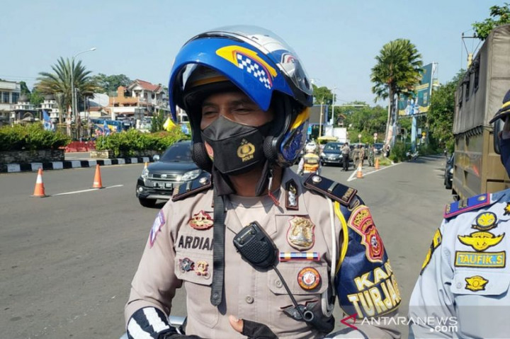 Puncak Bogor Tetap Padat Meski Terapkan Ganjil Genap
