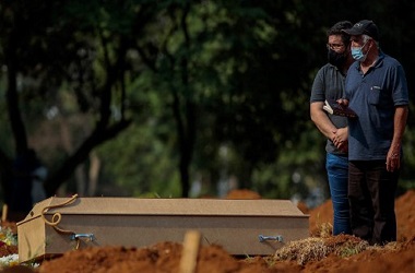 Kematian Covid-19 di Brasil Lampaui 600 Ribu