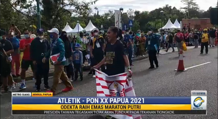 Pelari Odekta Naibaho <i>Hattrick</i> Medali Emas Putri
