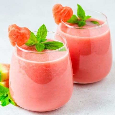 Ini resep mudah dan sehat dari jus semangka. (Foto: Dok. Endeus TV)