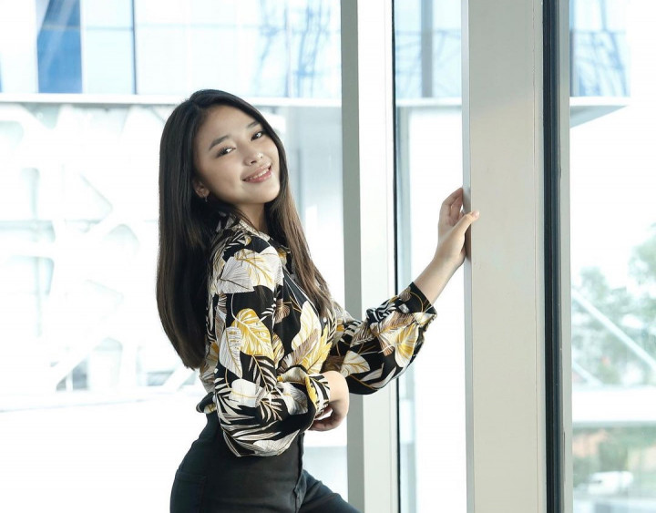 Masih Sekolah Online, Anneth Delliecia Rindu Bercanda dengan Teman