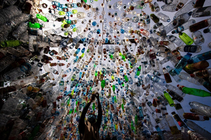 Melihat Antusiasme Pengunjung di Museum Plastik Gresik