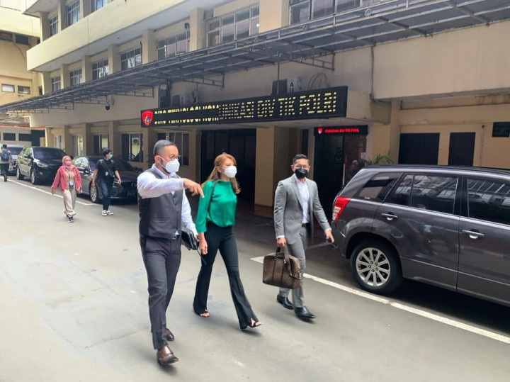 Tamara Bleszynski Datangi Kantor Polisi, Berharap Keadilan