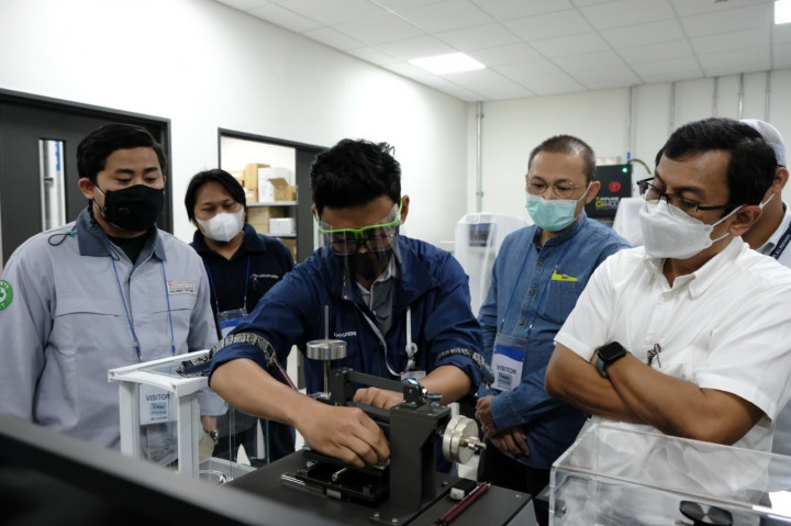 Peralihan Mendadak Ke Mobil Listrik, Awas Produsen Komponen 