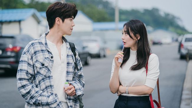 Drakor Hometown Cha-Cha-Cha Berakhir, Kim Seon Ho dan Shin Min Ah Sedih