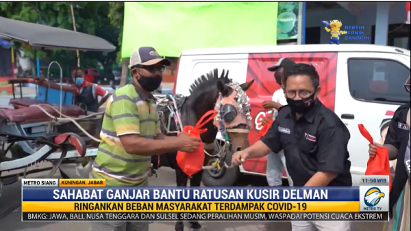 Relawan Sahabat Ganjar Bantu Ratusan Kusir Delman di Kuningan