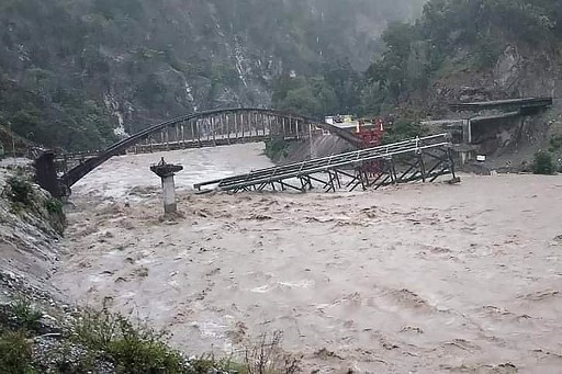 Banjir di Uttarakhand India Tewaskan 46 Orang