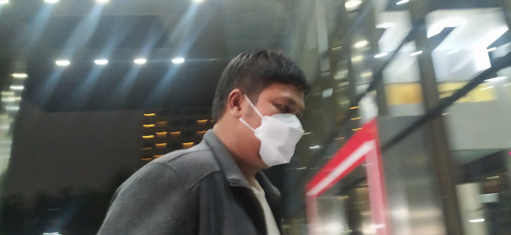 Bupati Kuansing Andi Putra Diperiksa Sebelum Ditahan