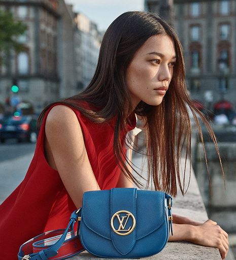 Pont 9, Tas Baru Louis Vuitton yang Terinspirasi dari Jembatan Tertua di Paris