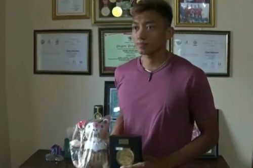 Miris, Minim Apresiasi Atlet Peraih Emas PON Asal Tuban Kembali Jadi Buruh Tani