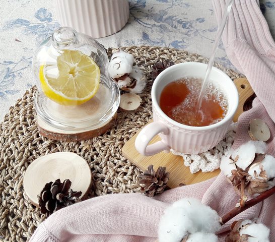 Ini beberapa manfaat minum air hangat untuk kesehatan tubuh. (Foto: Ilustrasi/Pexels.com)