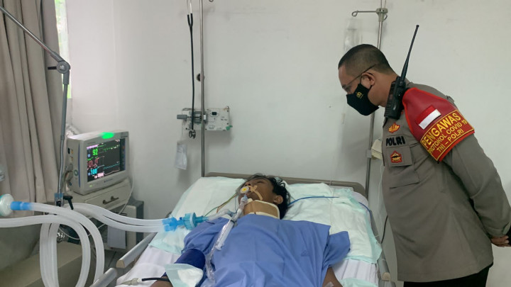 Polisi Usut Insiden Pekerja LRT Jatuh di Kuningan