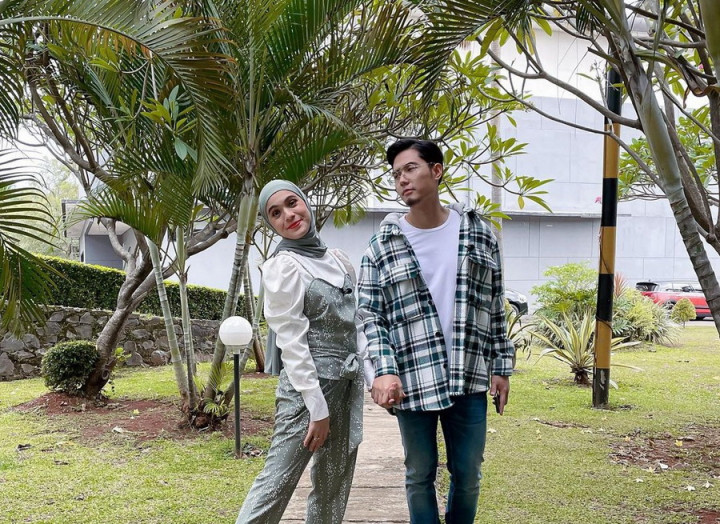 Nycta Gina Alami Kejadian Mistis di Rumahnya