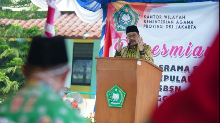 Wamenag Dorong Santri Abad 21 Melek Literasi Digital