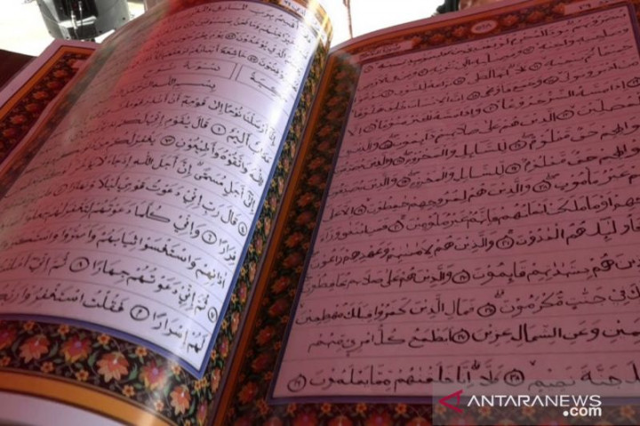Alquran Hasil Tulisan Tangan 400 Santri di Sulteng Diluncurkan