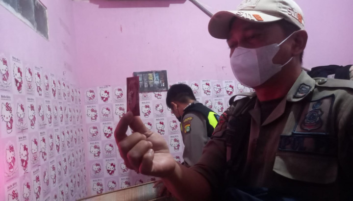 Asyik Layani Tamu, 4 PSK Terjaring Razia Pol PP Kota Tangerang