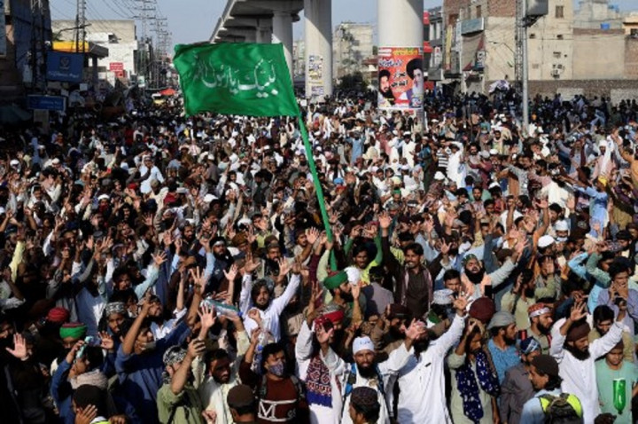 2 Polisi Tewas dalam Bentrokan dengan Pedemo di Pakistan