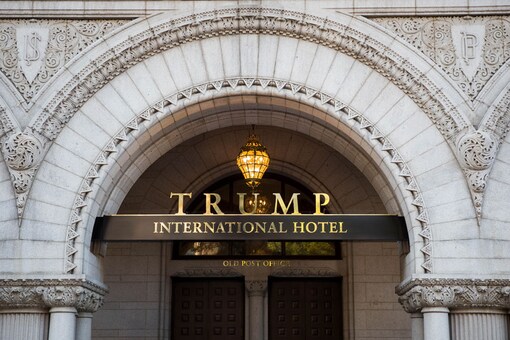 Hotel Milik Donald Trump Dijual Rp5,2 Triliun