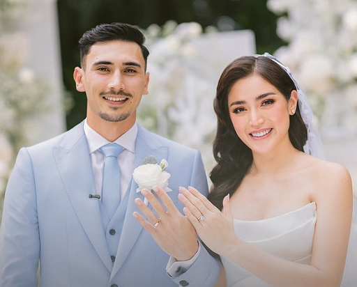Intip Cincin Nikah Jessica Iskandar dan Vincent Verhaag yang Bertabur Berlian