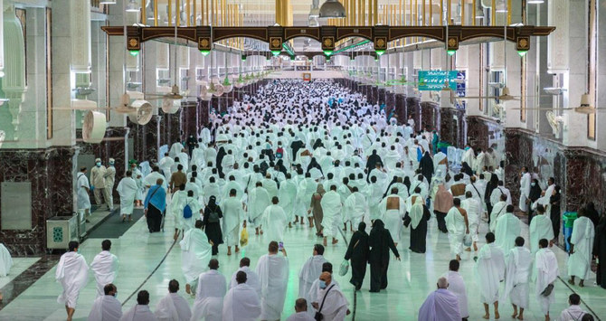 Arab Saudi Hapus Masa Karantina 14 Hari untuk Jemaah Umrah