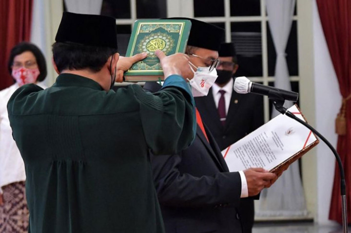 Presiden Jokowi Saksikan Sumpah Jabatan Kepala PPATK 2021-2026