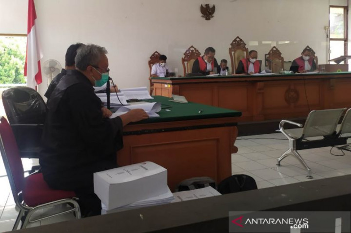 Bupati Nonaktif Bandung Barat Aa Umbara Dituntut 7 Tahun Penjara