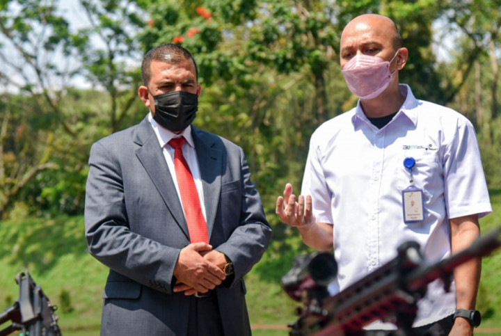 Yordania Jajal Senjata Produksi Pindad