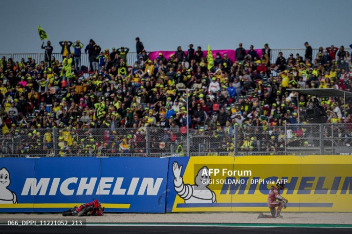 Abaikan Instruksi Rossi, Penyebab Bagnaia 'Gigit Jari' di Misano