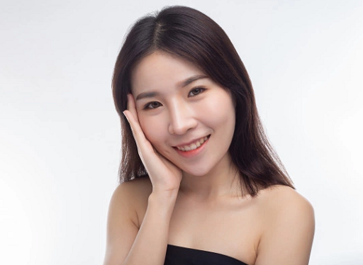 7 Cara Praktis Mengecilkan Pori-pori Wajah