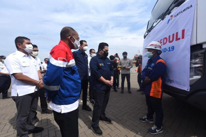 Embusan Oksigen Pertamina Sambung Nafas Pasien Covid-19