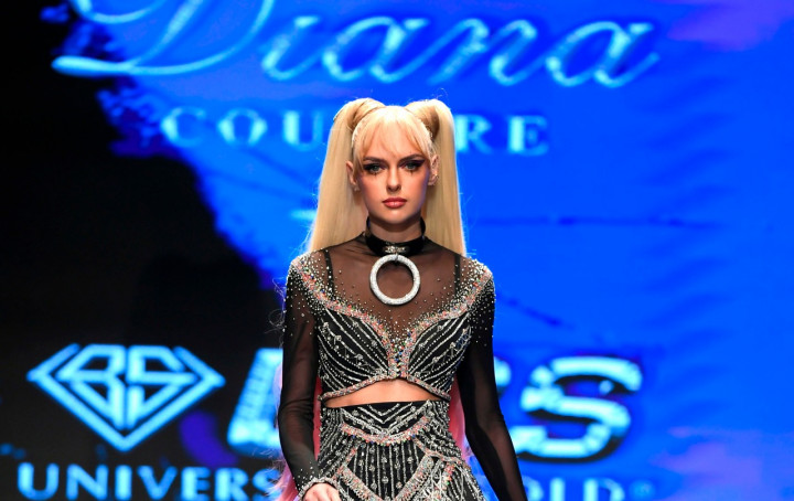 Busana dan Perhiasan Karya Desainer Indonesia Dipamerkan di Amerika