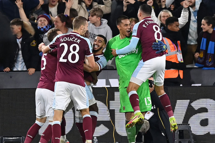 Piala Liga Inggris: West Ham Depak Manchester City Lewat Adu Penalti