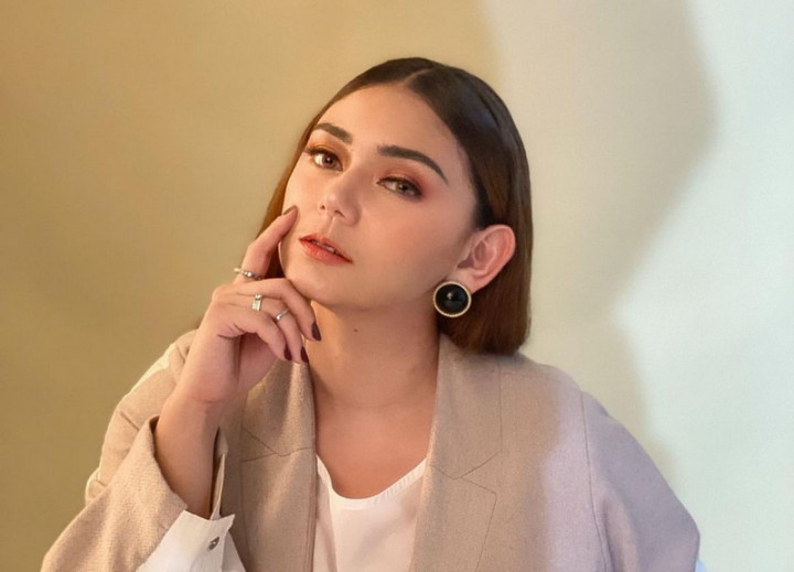 Geram Dituduh Pelakor, Thalita Latief Serang Balik Irena Fabiola: Shame on You!