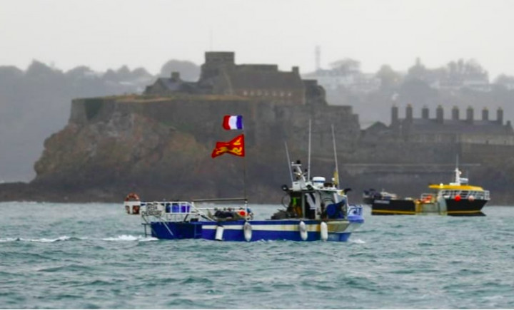 Inggris-Prancis Makin Panas Terkait Hak Tangkap Ikan, Keduanya Saling Ancam