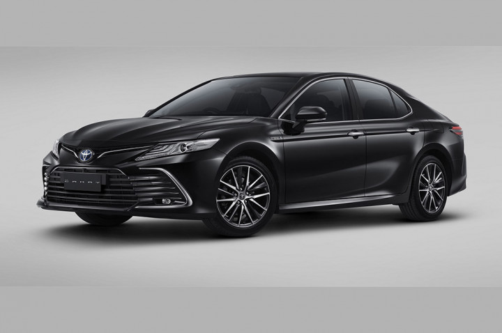 New Toyota Camry Hybrid Sudah Dibekali TSS 2 & T Intouch
