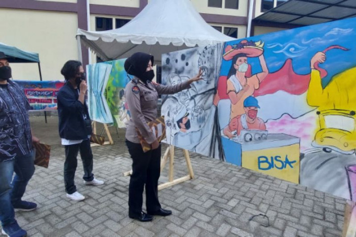 Polda Sulbar Ajak Masyarakat Salurkan Eksperesi Melalui Festival Mural